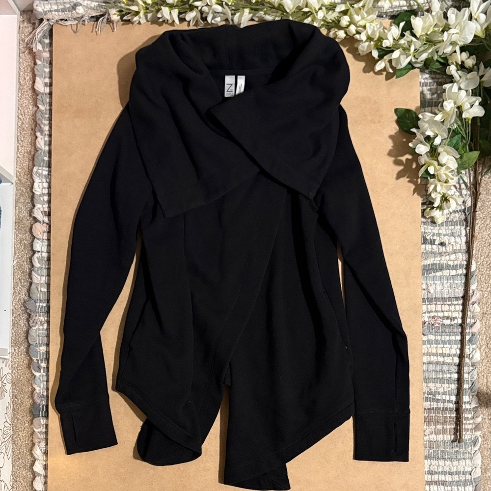 .✦ ݁˖Flash Sale.✦ ݁˖ Z by Zella Cocoon Cardigan Wrap